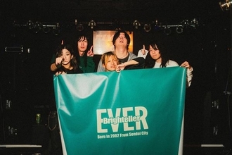 EverBrighteller、仙台の夜に新たな狼煙を上げた『Gigant Wave FINAL ~solo concert~』ライブレポート