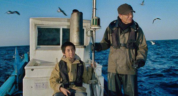 舘ひろしの最高傑作！『港のひかり』──いまをときめく藤井道人監督と、レジェンド木村大作撮影監督がタッグ【おとなの映画ガイド】