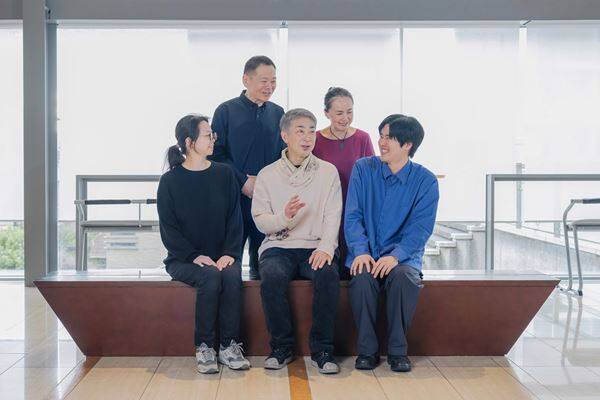 新国立劇場『エンドゲーム』座談会 演出を担う小川絵梨子芸術監督とフルオーディションで役を掴んだ4人がワクワク感を吐露