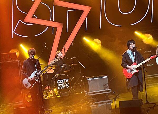 アンダーグラフ、『CDTVライブ！ライブ！』出演で話題に　冬ツアー『雪中歩行』開催決定