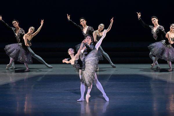 新国立劇場が2026/2027シーズン舞踊ラインアップを発表　開幕作品はチャップリン映画のバレエ化を世界初演