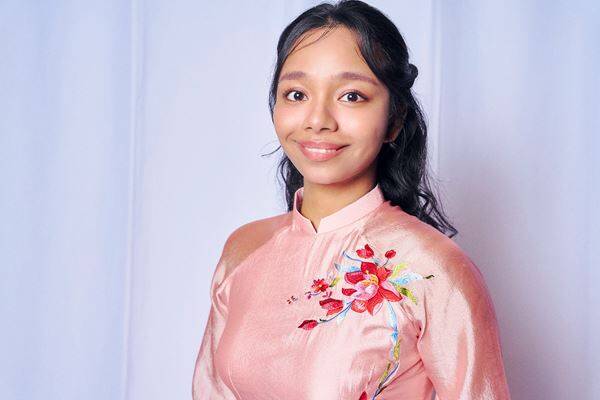 屋比久知奈×清水美依紗×ルミーナ インタビュー　『ミス・サイゴン』3人のキムが届ける平和への祈り