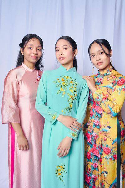 屋比久知奈×清水美依紗×ルミーナ インタビュー　『ミス・サイゴン』3人のキムが届ける平和への祈り