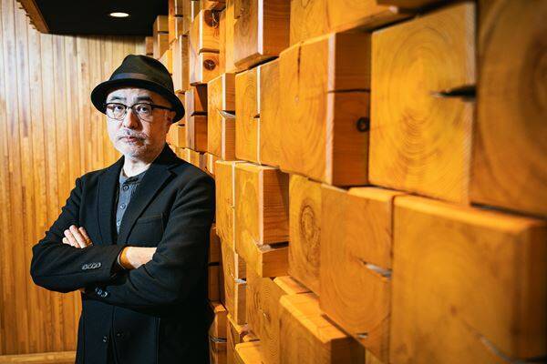 「この作品から、歌うことありきでシーンを作るようになりました」～『アンサンブルデイズ』作・音楽：松尾スズキインタビュー～