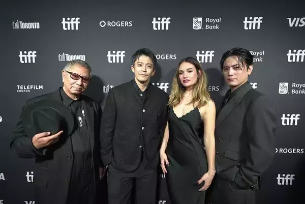 小栗旬＆リリー・ジェームズ＆間宮祥太朗ら登壇 『バッド・ルーテナント』トロント映画祭でワールドプレミア開催