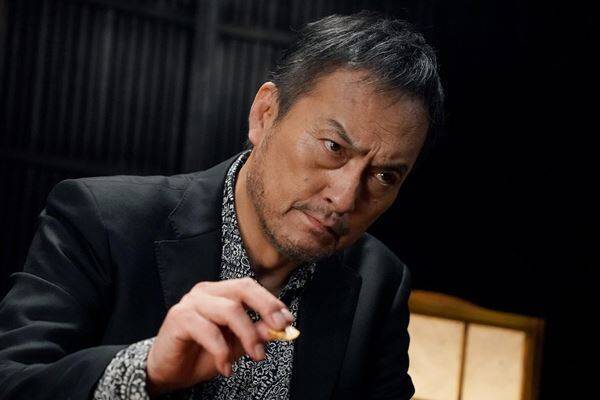 坂口健太郎×渡辺謙のコメント動画解禁！ 映画『盤上の向日葵』BD＆DVDが4月に発売