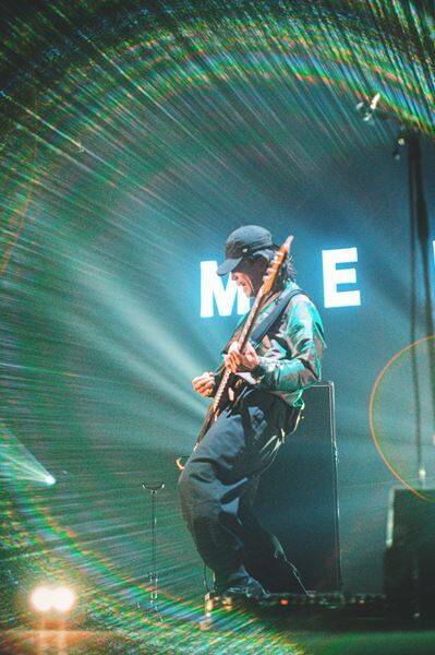 ACIDMAN 、『ACIDMAN LIVE TOUR “光学”』ファイナル公演　18年ぶりの幕張メッセのオフィシャルレポート到着