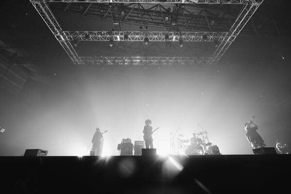 ACIDMAN 、『ACIDMAN LIVE TOUR “光学”』ファイナル公演　18年ぶりの幕張メッセのオフィシャルレポート到着