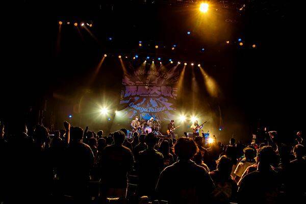 【ライブレポート】Rhythmic Toy World、所沢で2年目の『玩具大戦』開催 「すべてにリスペクトと感謝を。最高の時間にしようぜ！」豪華8組による熱演を完全レポート