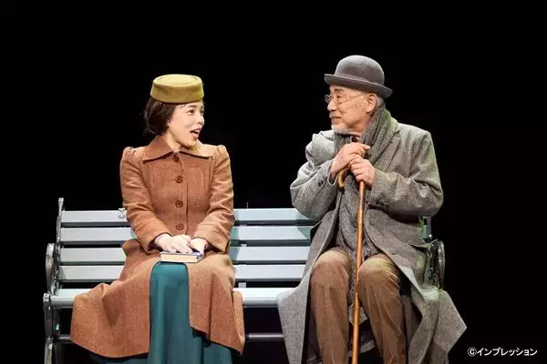 イッセー尾形ら5人が描く、笑いと哀しみが響き合う9つの物語。『チェーホフの奏でる物語』上演中