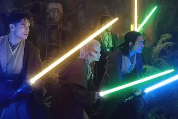 『スター・ウォーズ：アコライト』舞台裏を映した特別映像公開　イ・ジョンジェがライトセーバーを訓練するシーンも