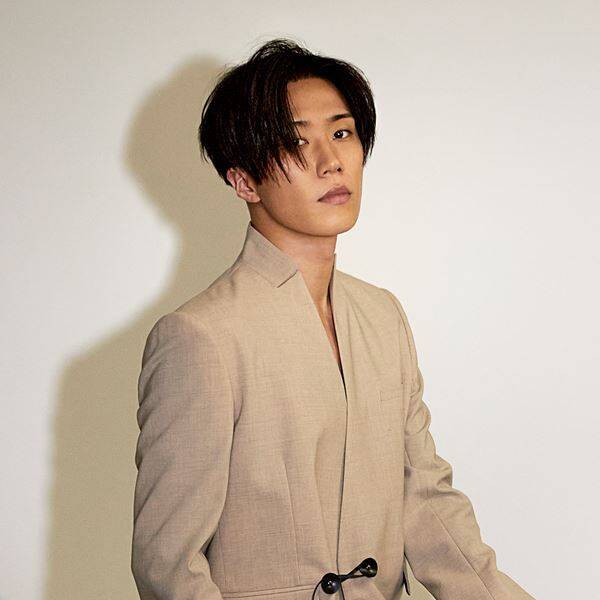 早乙女太一率いる「劇団朱雀」が3年ぶりに復活　須賀健太、浜中文一、喜矢武豊ら集結『OMIAKASHI』公演ビジュアル公開