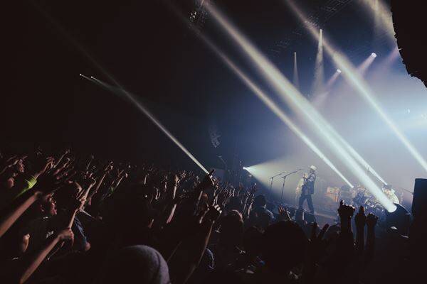 『ACIDMAN LIVE TOUR “光学”』スタート！初日神奈川・KT Zepp YOKOHAMAのオフィシャルレポート到着