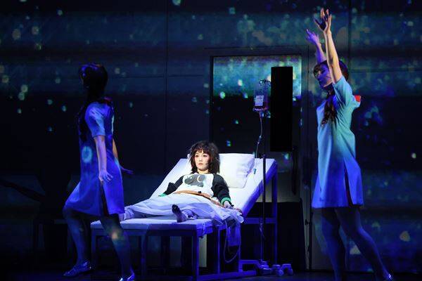 松尾スズキ渾身の“真正面ミュージカル”が誕生 咲妃みゆ主演『クワイエットルームにようこそ The Musical』開幕