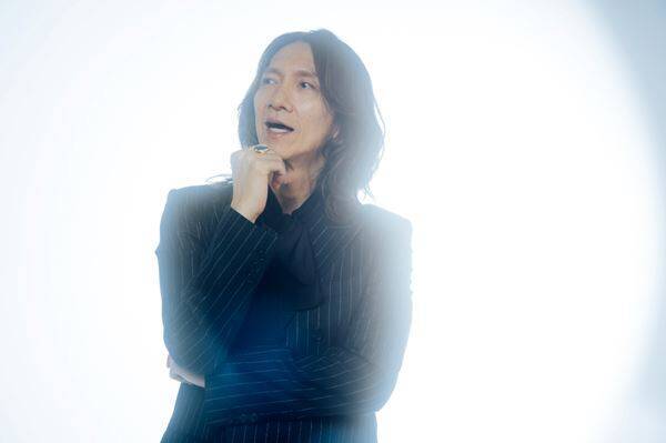 吉井和哉が語る『みらいのうた』密着撮影の舞台裏とロック・ミュージシャンとしての覚悟「カメラが回ってることで吉井和哉という役を演じていた」