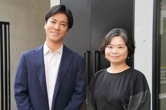 『連続ドラマW 坂の上の赤い屋根』撮影現場を原作者・真梨幸子が訪問　「桐谷さん。いやー、つくづく凄い役者さんだな」