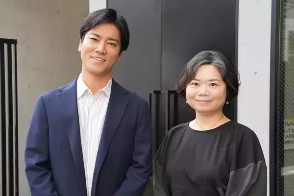 『連続ドラマW 坂の上の赤い屋根』撮影現場を原作者・真梨幸子が訪問　「桐谷さん。いやー、つくづく凄い役者さんだな」