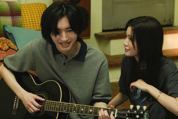 「目のお芝居に引き込まれた」道枝駿佑&生見愛瑠、二人だから紡げた紡いだ10年のラブストーリー