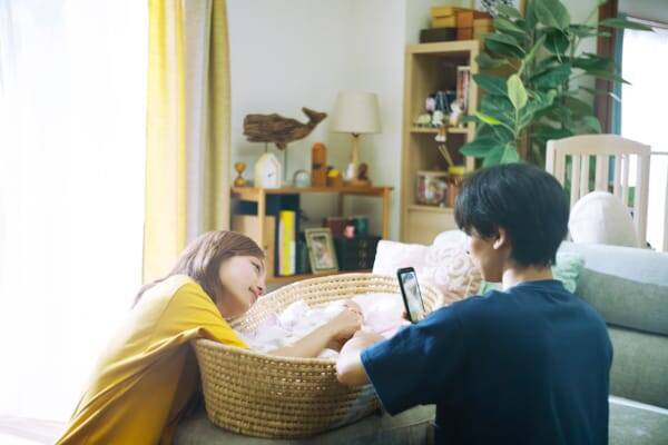 映画『ママがもうこの世界にいなくても』累計動員数100万人を突破　川口春奈＆高杉真宙メッセージ＆新場面写真公開