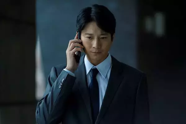 向井理主演で製薬業界の光と影に迫る　久坂部羊による小説『MR』WOWOWでドラマ化