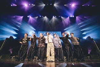 Ayumu Imazu、無限の才能を解放して5,000人を魅了した東京・国際フォーラム公演【オフィシャルレポート】