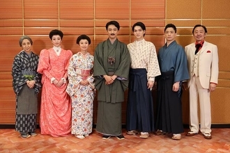 井上芳雄、三浦宏規、土居裕子らが名作ミュージカルに新たな息吹を　『アイ・ラブ・坊っちゃん』開幕