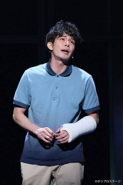 柿澤勇人×吉沢亮主演『ディア・エヴァン・ハンセン』開幕に先駆け、舞台写真とコメントが到着