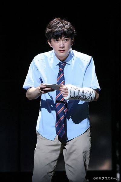 柿澤勇人×吉沢亮主演『ディア・エヴァン・ハンセン』開幕に先駆け、舞台写真とコメントが到着