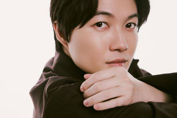 “失敗はしたほうがいい”中村倫也×神木隆之介が語る、人生と正解の距離