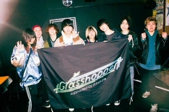 『Grasshopper vol.10』バンドの物語を紡ぐ一夜　Blue Mash×ジュウ＜ライブレポート＞