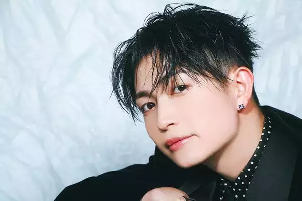 綱啓永を支えるハッピーマインド「困難なんて、なきゃないほどいい人生ですから」