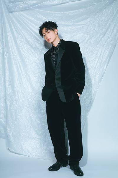 綱啓永を支えるハッピーマインド「困難なんて、なきゃないほどいい人生ですから」