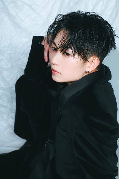 綱啓永を支えるハッピーマインド「困難なんて、なきゃないほどいい人生ですから」