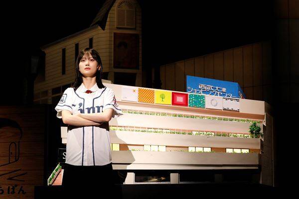 山下美月×藤野涼子が極上のコンビ感！ 滋賀・大津の名所も再現された舞台『成瀬』が開幕