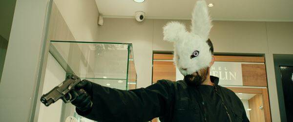 『サムシング・エクストラ！ やさしい泥棒のゆかいな逃避』泥棒親子のコミカルな掛け合いを切り取った本編映像公開