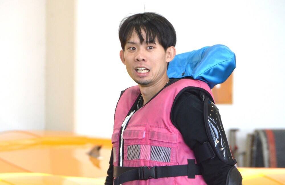 【ボートレース芦屋（モーニング）ルーキーS】「興味があるのでこのまま行きます」前操者の伏田裕隆のチルト3を引き継ぐ福岡支部の26歳