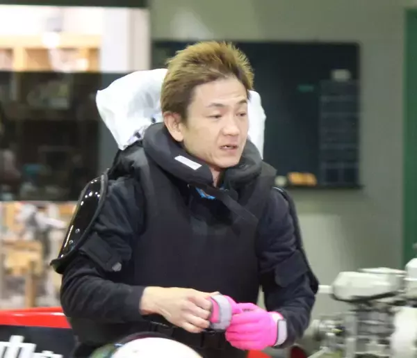 【ボートレース若松（ナイター）一般】前回大会覇者の平田忠則は機力不満でも4位で予選を突破