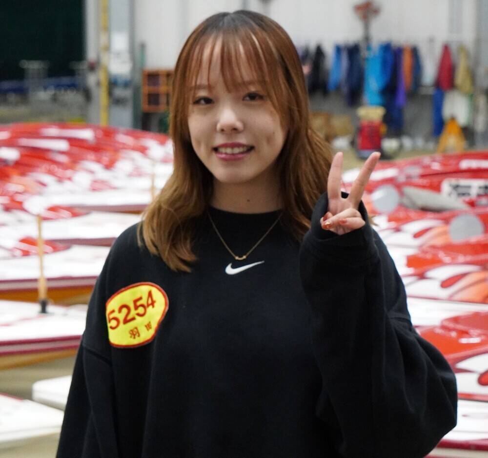 【ボートレース大村（ナイター）一般】愛知支部23歳女子レーサーが〝大須賀塾〟で学び大村初白星へ