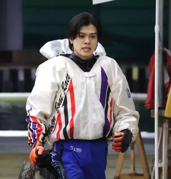 【ボートレース大村（ナイター）ルーキーS】大場恒季が2日目唯一の連勝ゴール