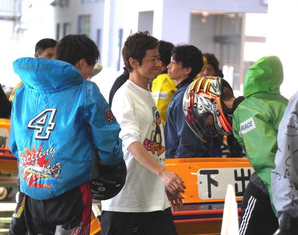 【とこなめボート・GⅠ周年記念】6号艇で価値ある1着の大阪支部35歳が好展開を生んだ先輩に深々と最敬礼