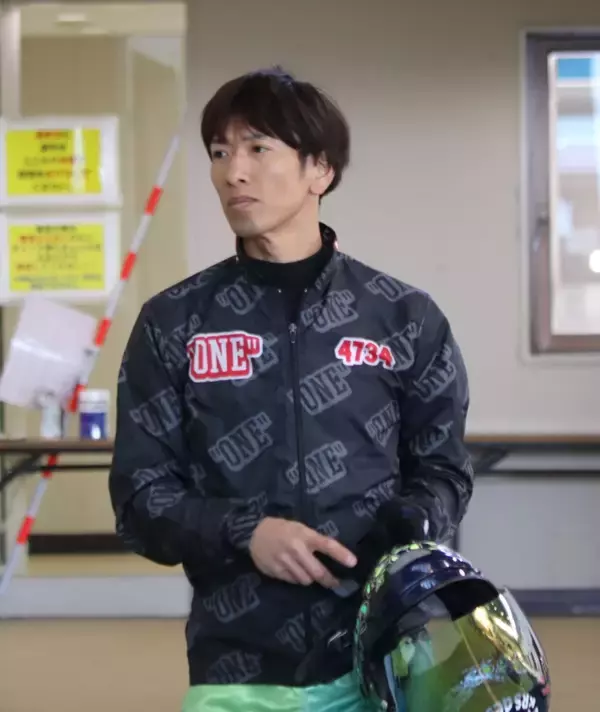 【ボートレース福岡・一般】安河内将が4カドまくりでファン選抜を快勝！