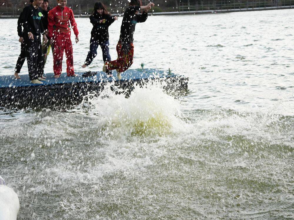 【ボートレース津・一般】優勝した中山翔太の地元初Vを祝う水神祭【写真】