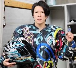 【川口オート・スーパースターフェスタ】鈴木圭一郎と黒川京介が白星発進　ガールズ王座決定戦は三宅真央が初出場で第7代女王に