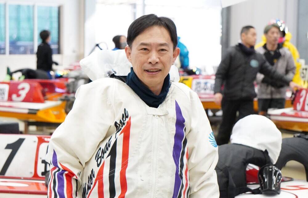 【ボートレース大村（ナイター）一般】広島支部59歳が初日1Rで逃げ切って通算2000勝を達成　デビューから39年3カ月
