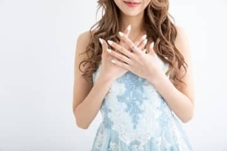 『egg』誌が2025年に流行った“ギャル用語”を発表　「深く考えたらアカン」と若手芸人が解説