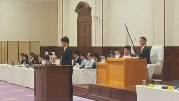 斎藤・兵庫県知事「告発文書、公益通報に当たらず」発言に自民反発 給与カット案、一転継続審議へ