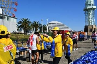 神戸マラソンで神戸・明石の街めぐりを　飲食店などでランナーらに割引や特典　参加店の募集始まる
