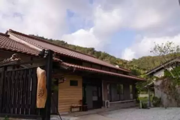 築100年の古民家をDIYで「ゲストハウス」に　移住者夫婦を虜にした島の魅力　【島根・隠岐の島】