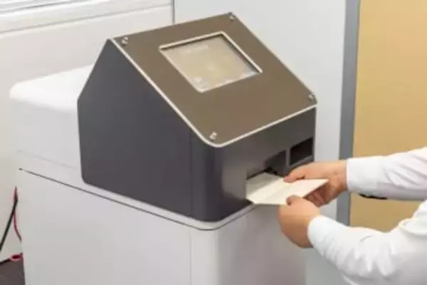 読んだ本の履歴を“見える化”できる「読書通帳」　母子手帳とともに渡す自治体も　有識者が解説