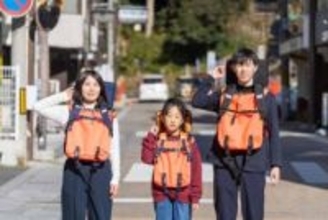 普段使いのリュックサックが、1分で救命胴衣に　丹波市のバックメーカーが開発　クラファン実施へ